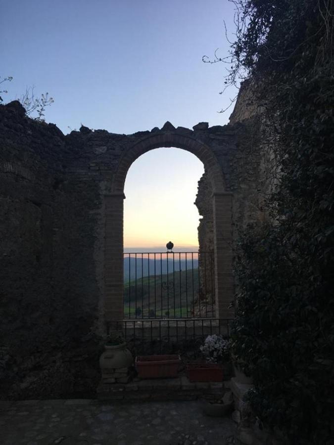 Le Antiche Mura Irsina Exterior photo